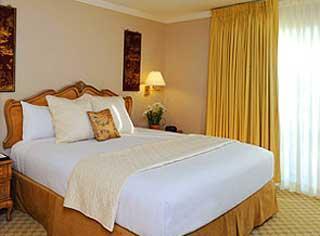 Beverly Hills Plaza & 4* Los Ángeles
